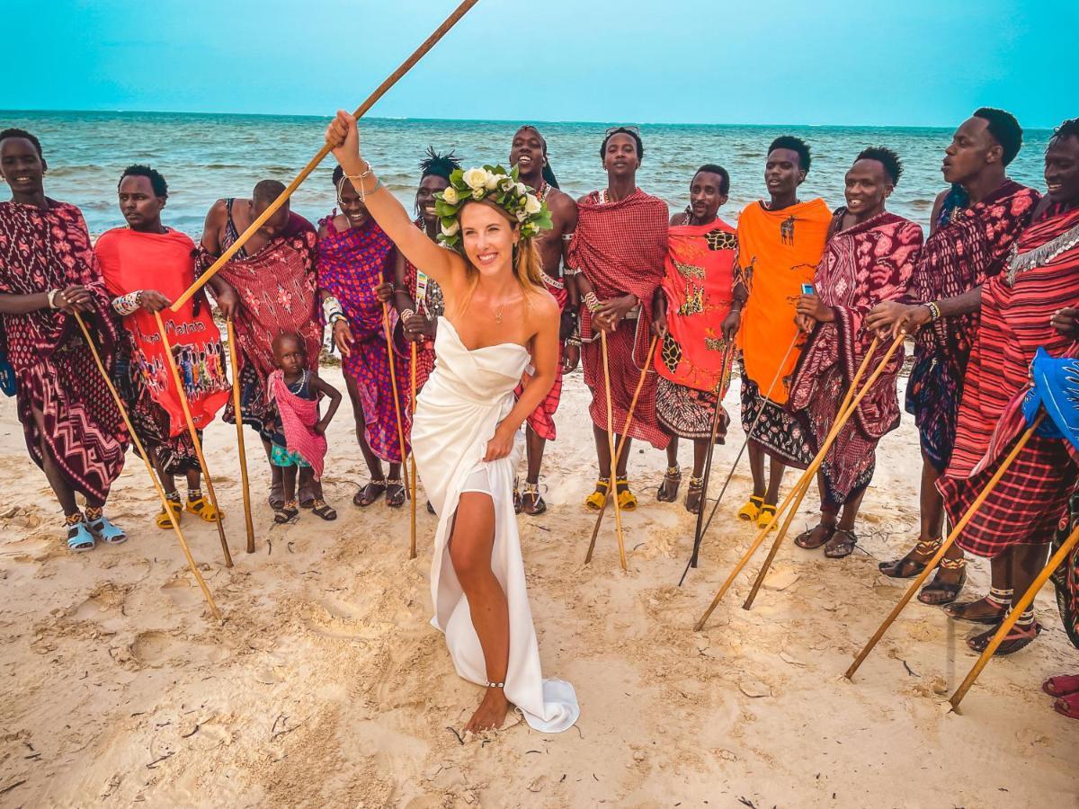 Zanzibella Hotel & Spa Kiwengwa  Exterior foto A Maasai wedding