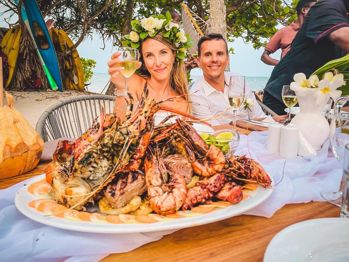 Zanzibella Hotel & Spa Kiwengwa  Exterior foto A seafood platter