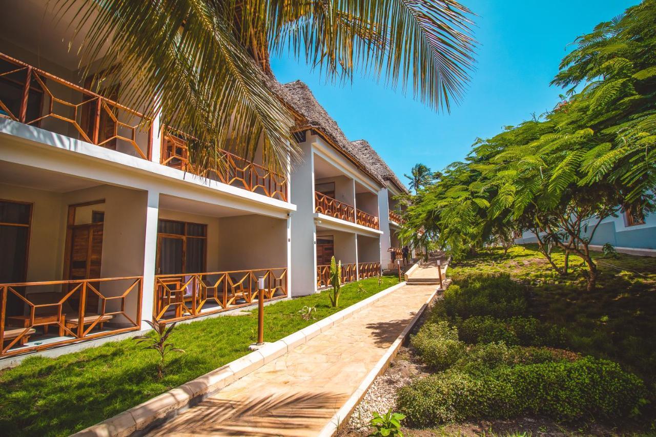 Zanzibella Hotel & Spa Kiwengwa  Exterior foto The hotel